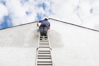 Peinture extérieure à Abos — façades et ravalement
